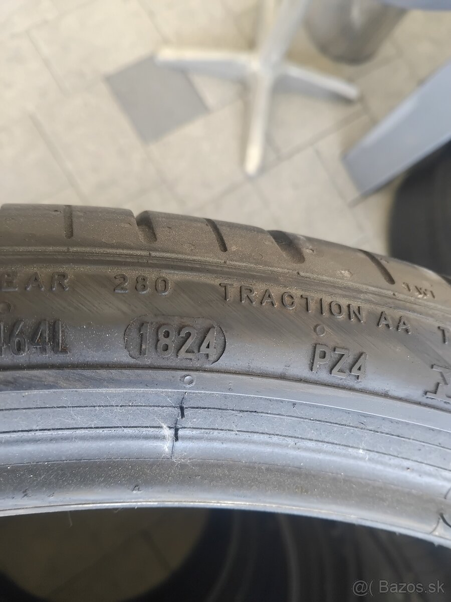 285 30r21 letne pneu.