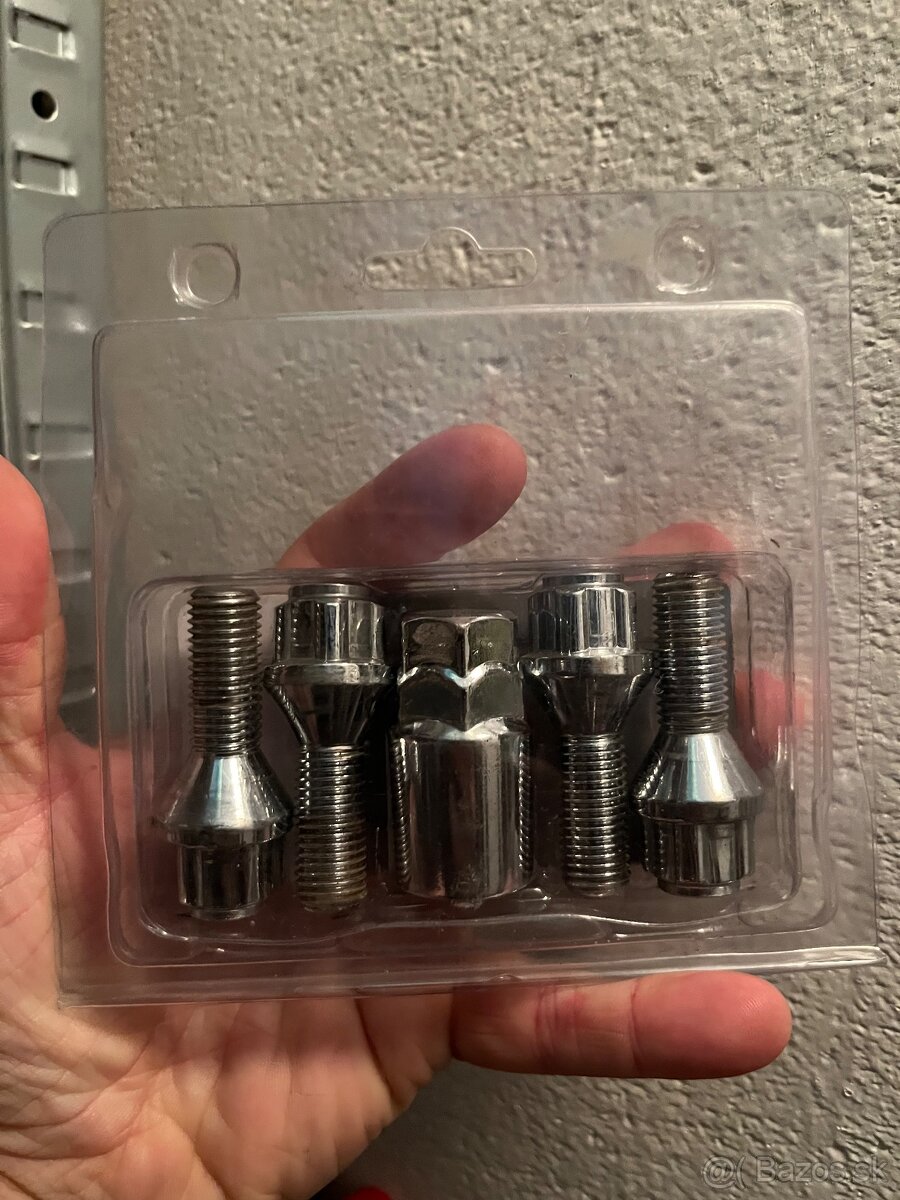 Bezpečnostne skrutky M12x1,50x26