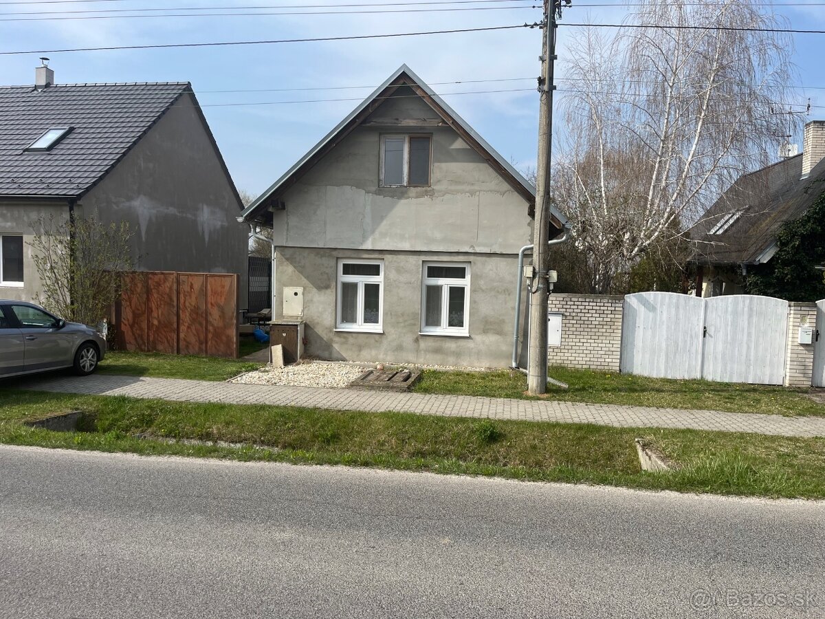 Rodinný dom / Chalupa v Borskom Svätom Jure