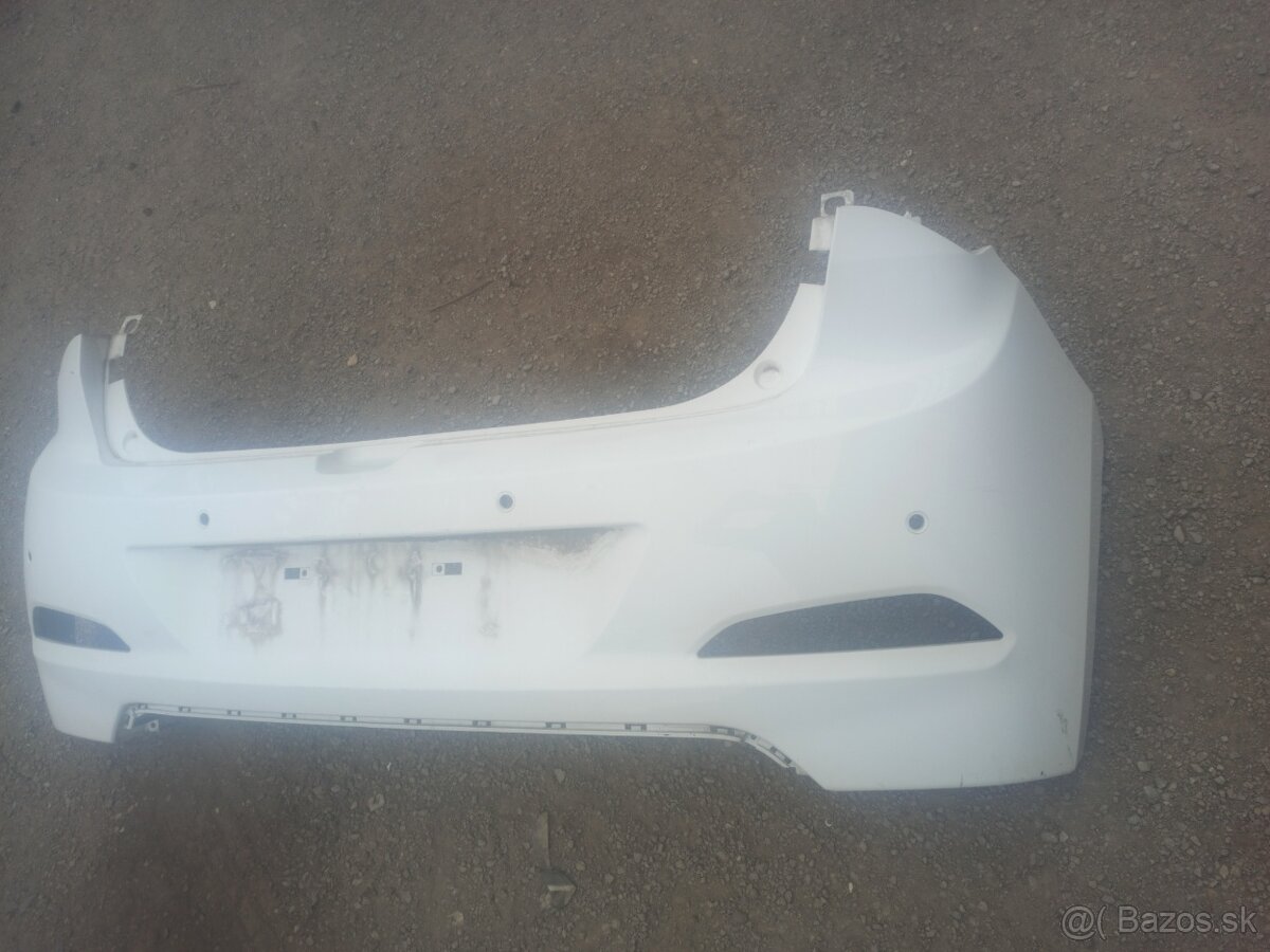 Predám zadný nárazník Hyundai i20