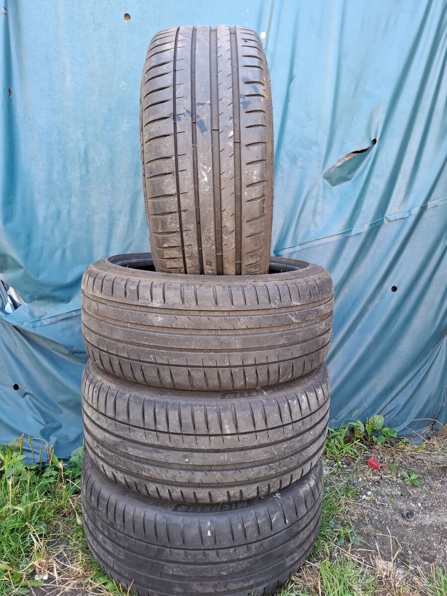 Ponúkame 4 letné pneumatiky Michelin Pilot 225/40 R18