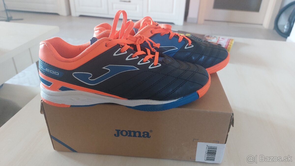Predam halovky Joma v.34