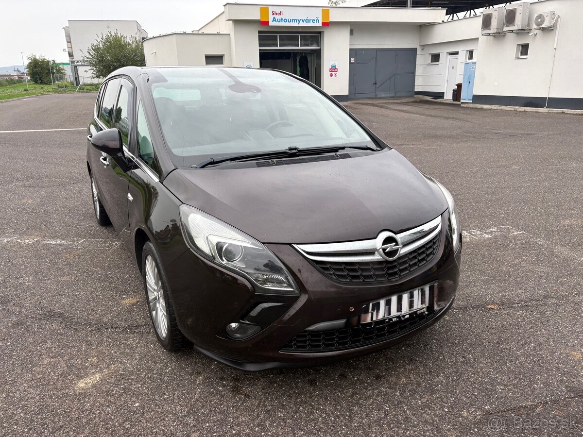 Predám Opel Zafira C Tourer