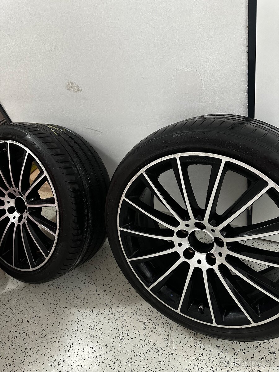 20” AMG disky + pneumatiky Pirelli – 4ks, veľmi dobrý stav