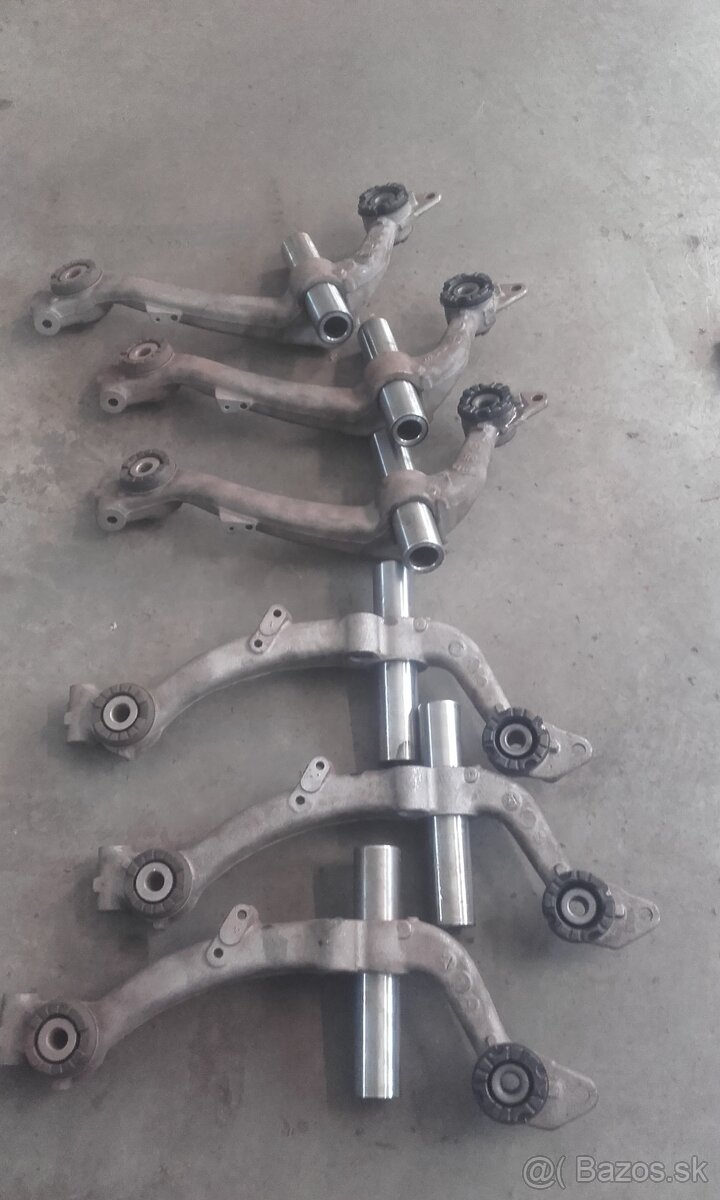 Zadná náprava  Peugeot  206