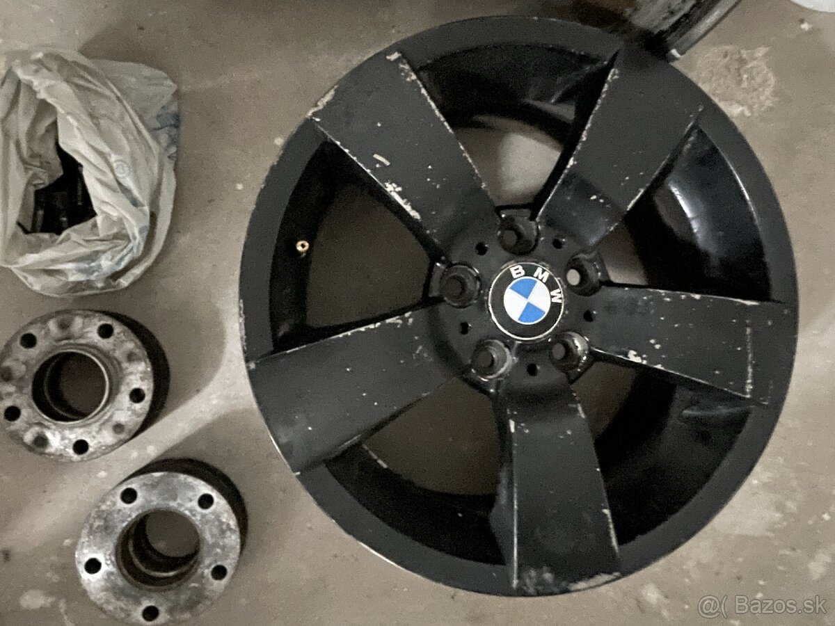 BMW disky R17