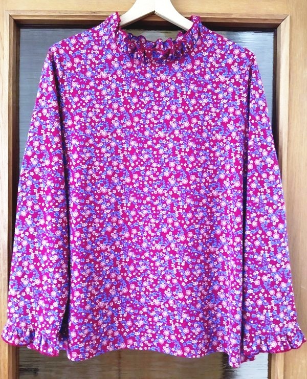 Blúzka so stojačikom