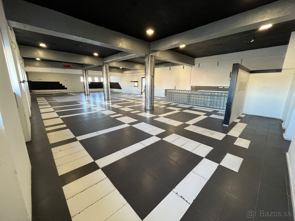 Na prenájom – viacúčelový priestor 400 m², Košice – Krivá 25