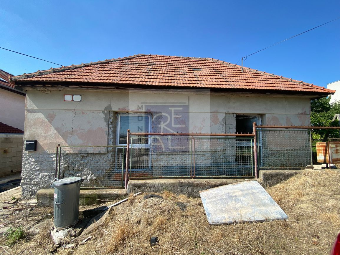 NA PREDAJ STARÝ DOM NITRIANSKE HRNČIAROVCE