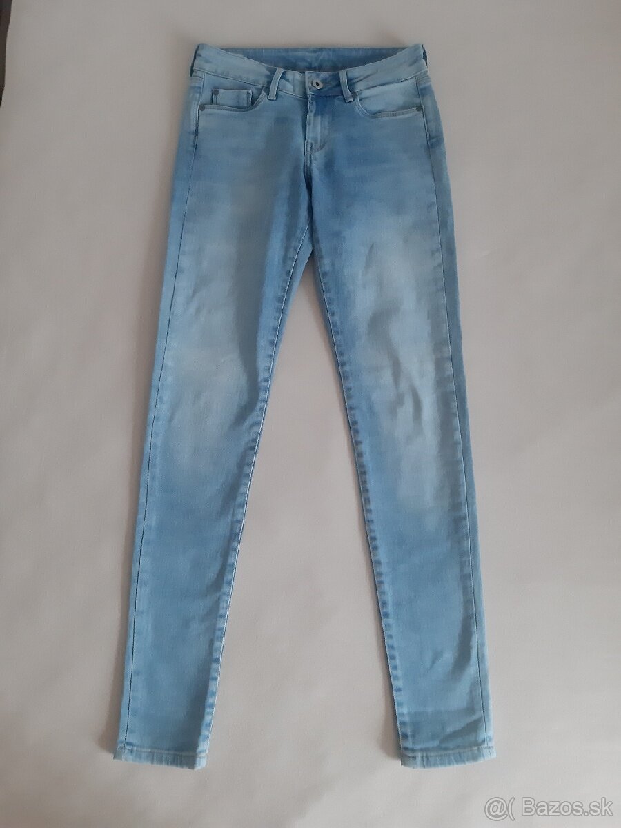 Balík oblečenia Guess,PepeJeans,River Island,Superdry a iné