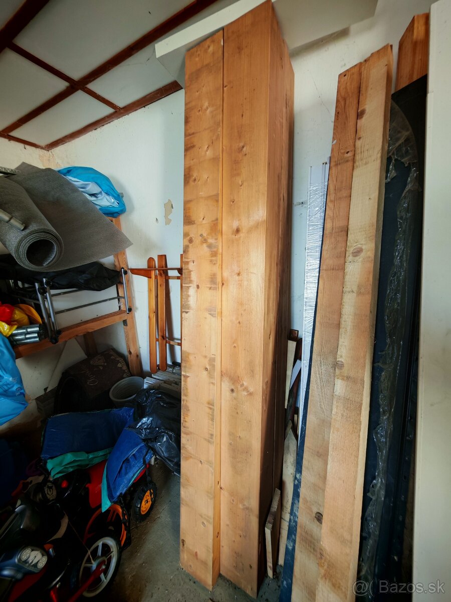 Drevene hranoly lepene