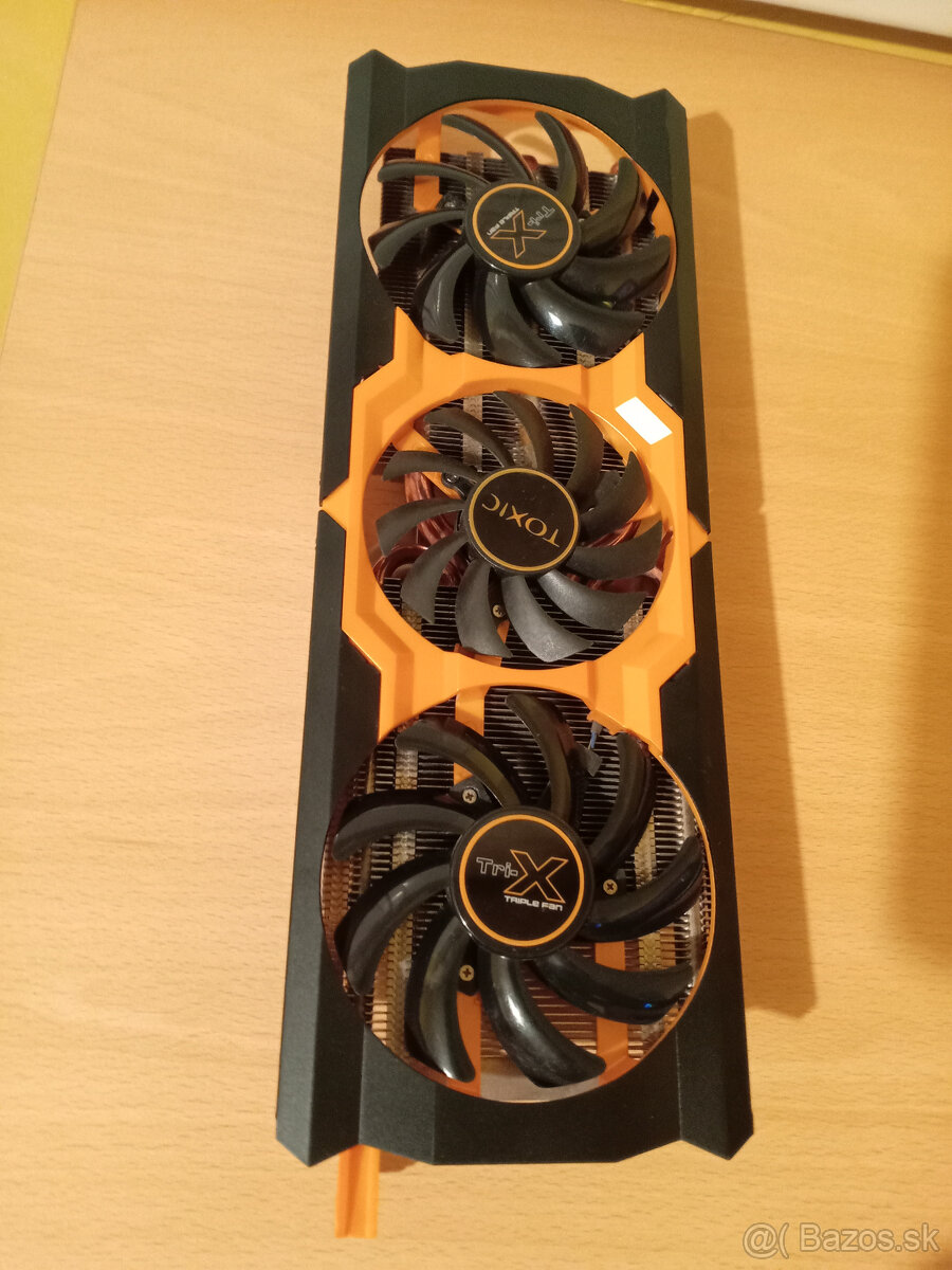 Chladič na grafiku Sapphire