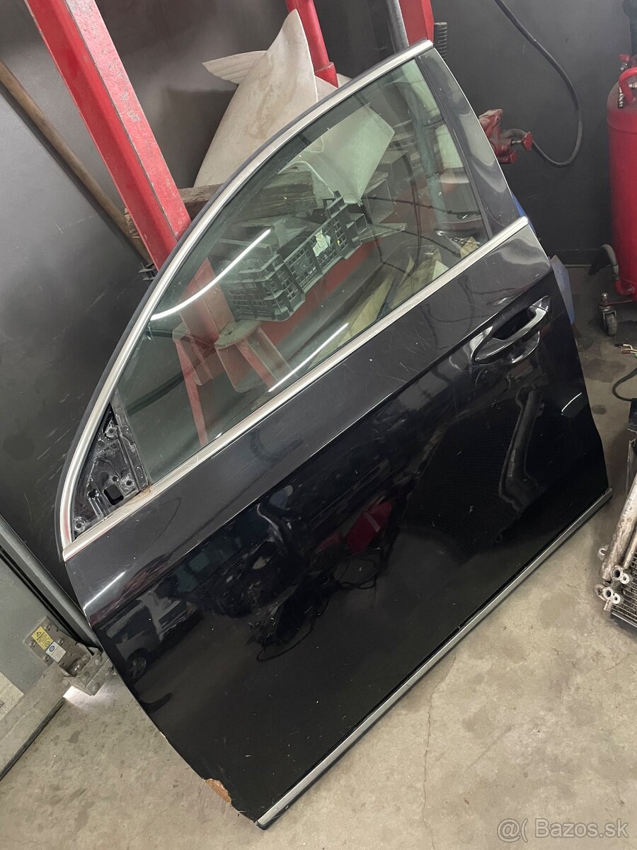 Dvere Passat B7 sedan