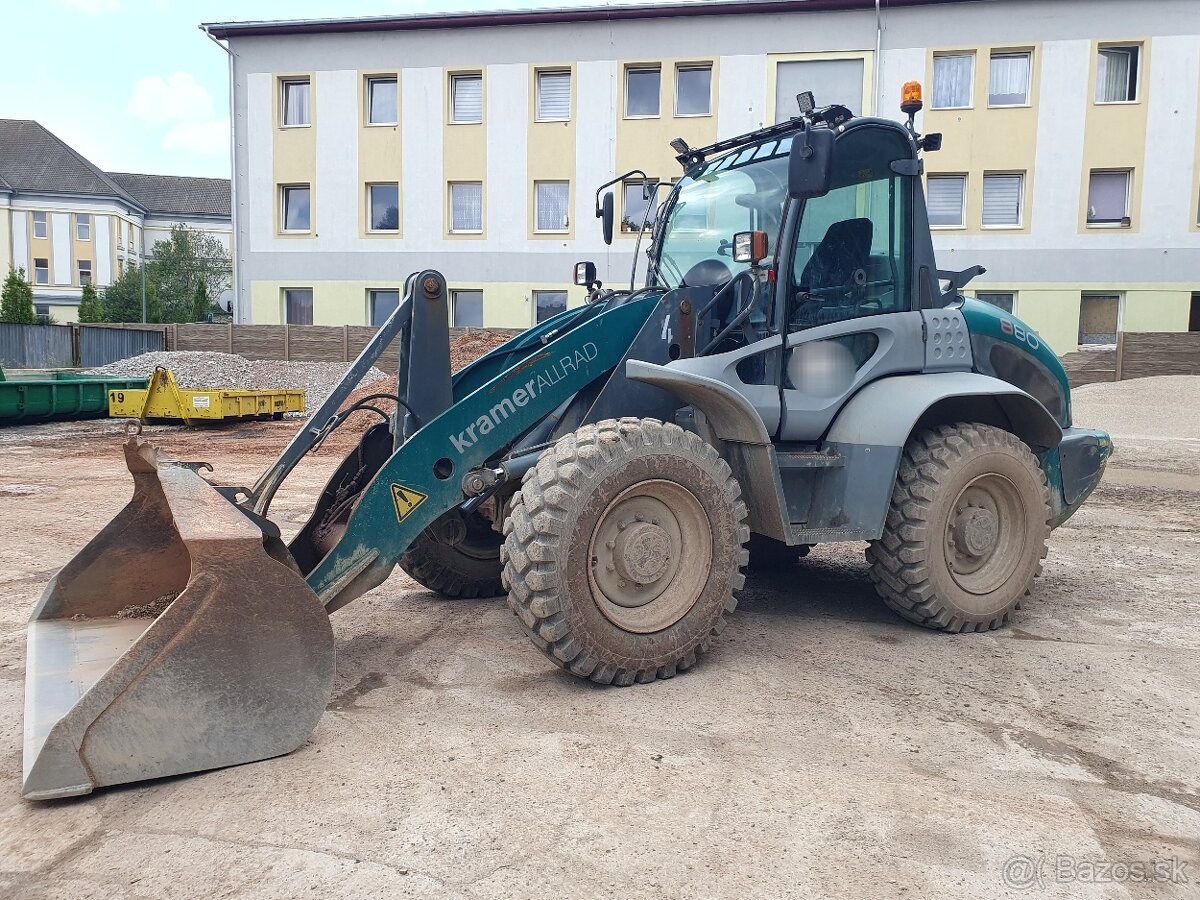 Kolesový nakladač Kramer Allrad 880