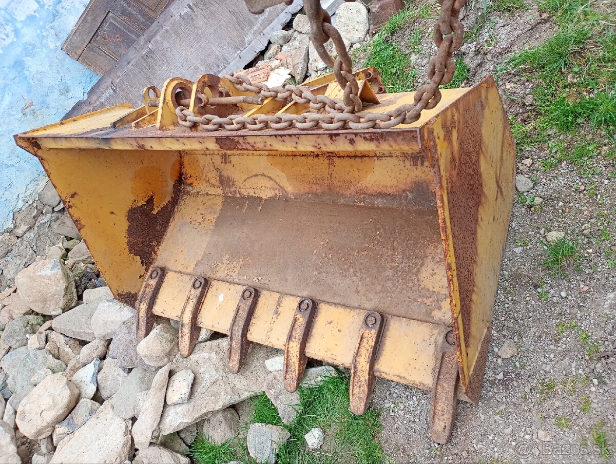 Lyžica na Hon UN 053