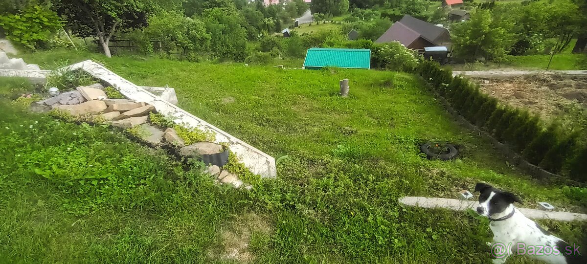 Pod skalkami