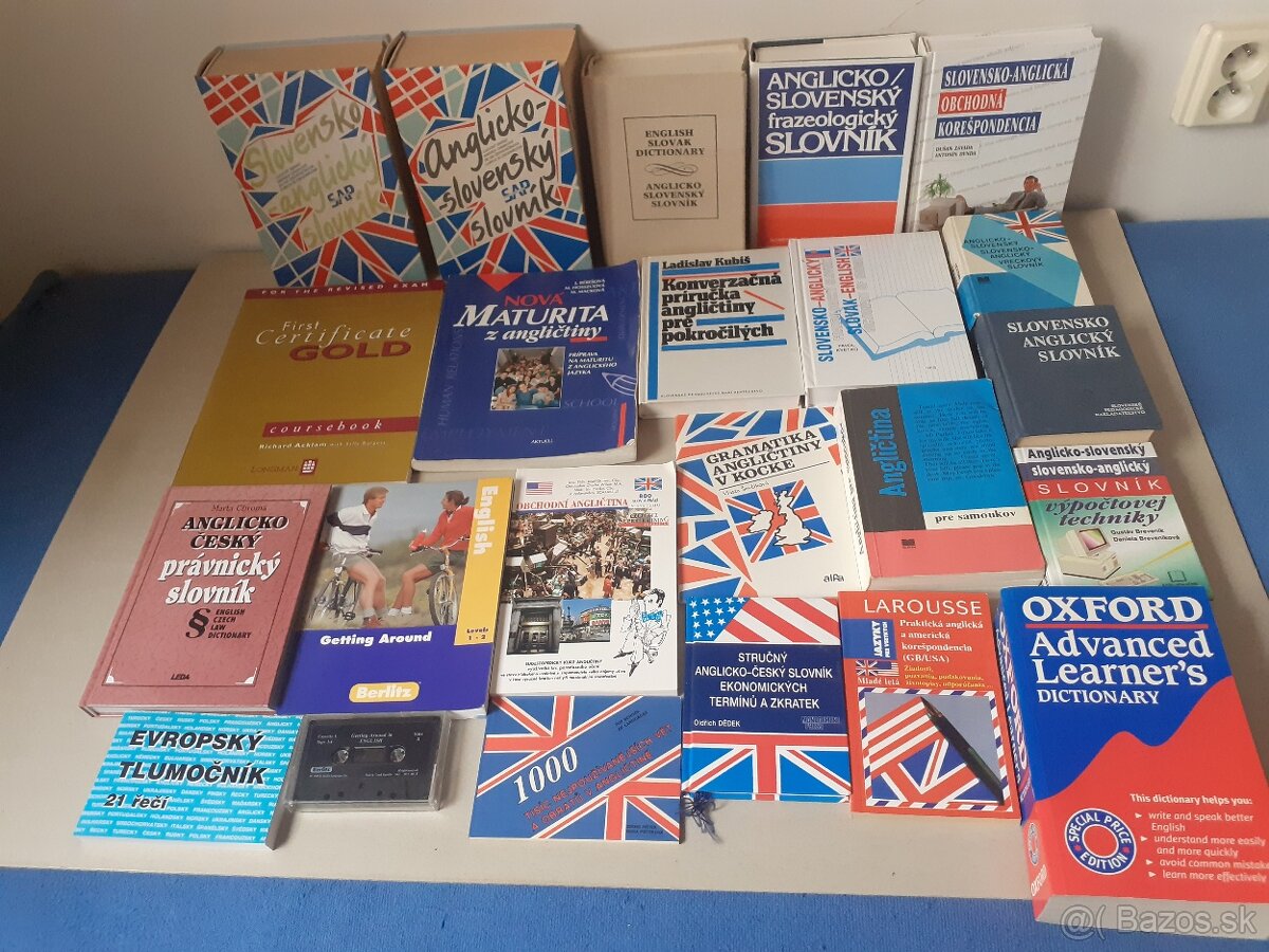 Anglické učebnice a slovníky