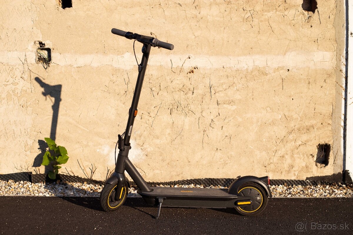 Ninebot by Segway Kickscooter MAX G30 II