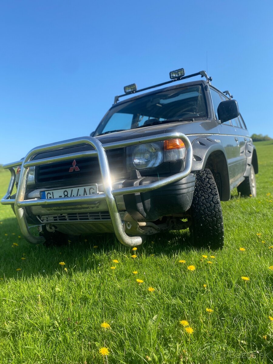 Mitsubishi pajero 2