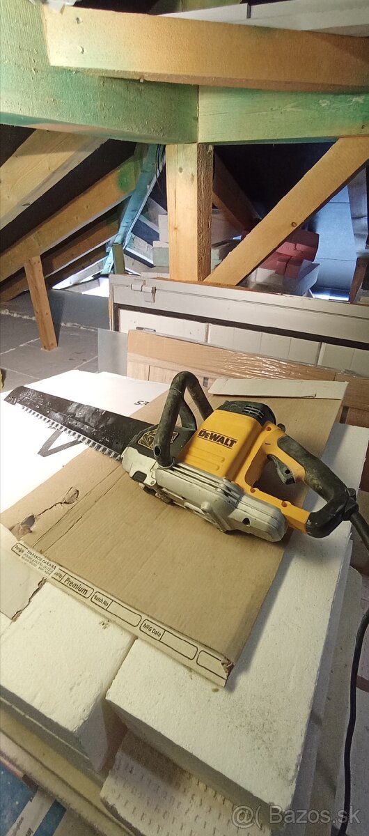 Dewalt píla na murivo porobetón