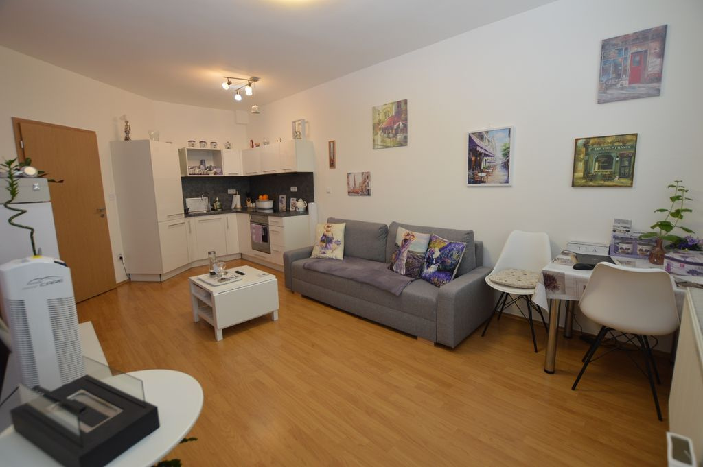 2izb, Sliačska, 47m2, p.3/4, novostavba, výhľad na BA, výbor