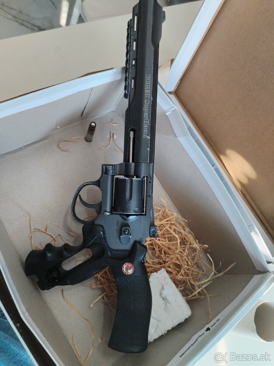 Airsoftová pištoľ Super Hawk co2