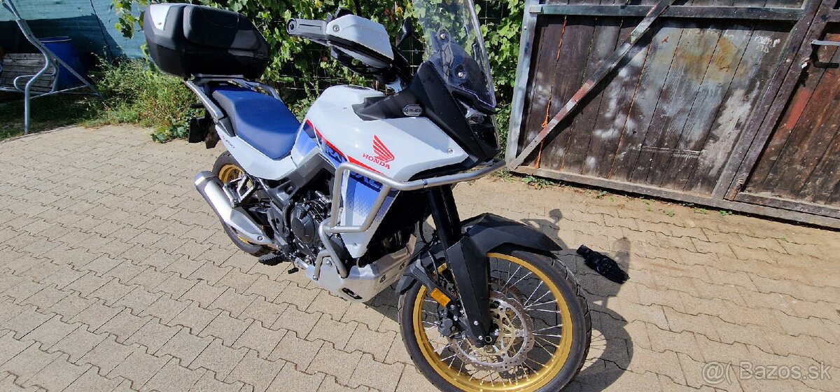 Predam honda Transalp XL750