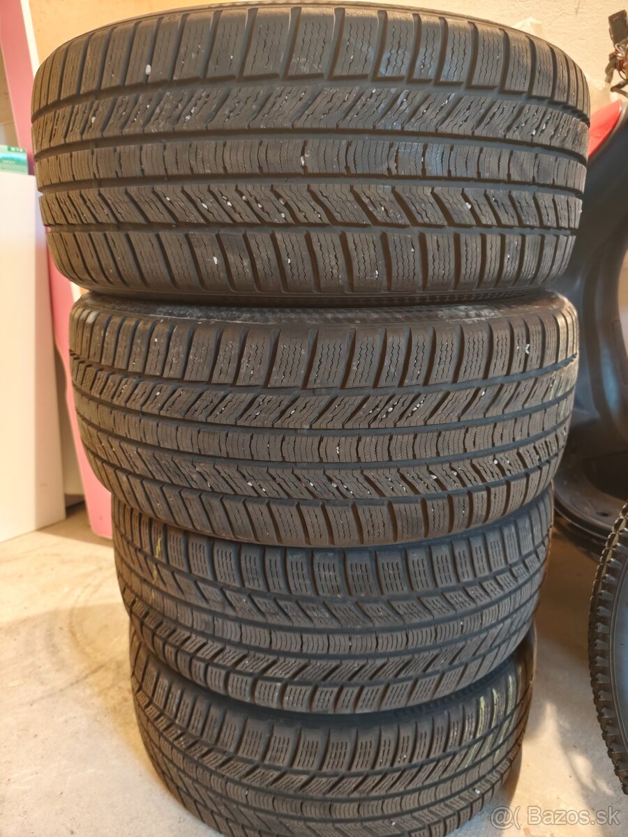 ZIMNÁ SADA CONTINENTAL 235/40 R19 96V XL Z