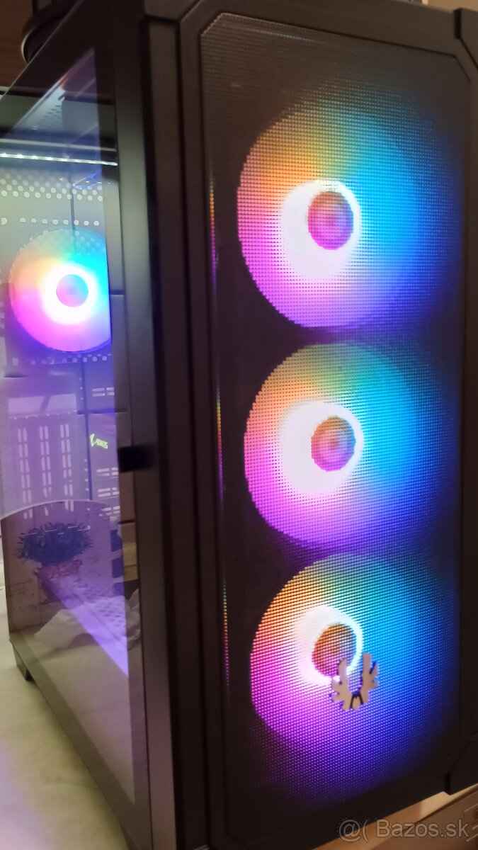 Vykonný herný PC i3 7350k, AORUS RX 570