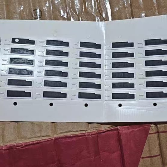 Nokia 8800 arte kryt sluchátka