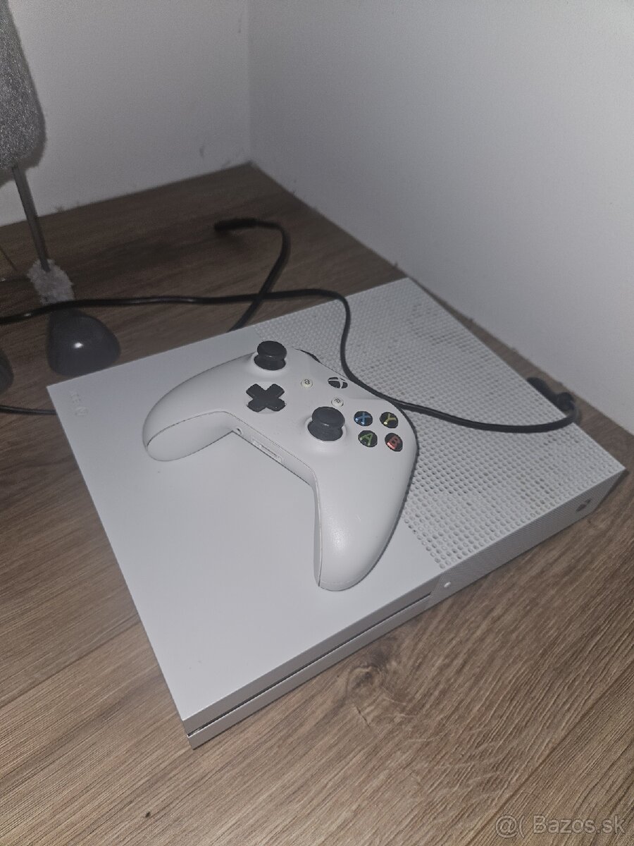 Xbox One S