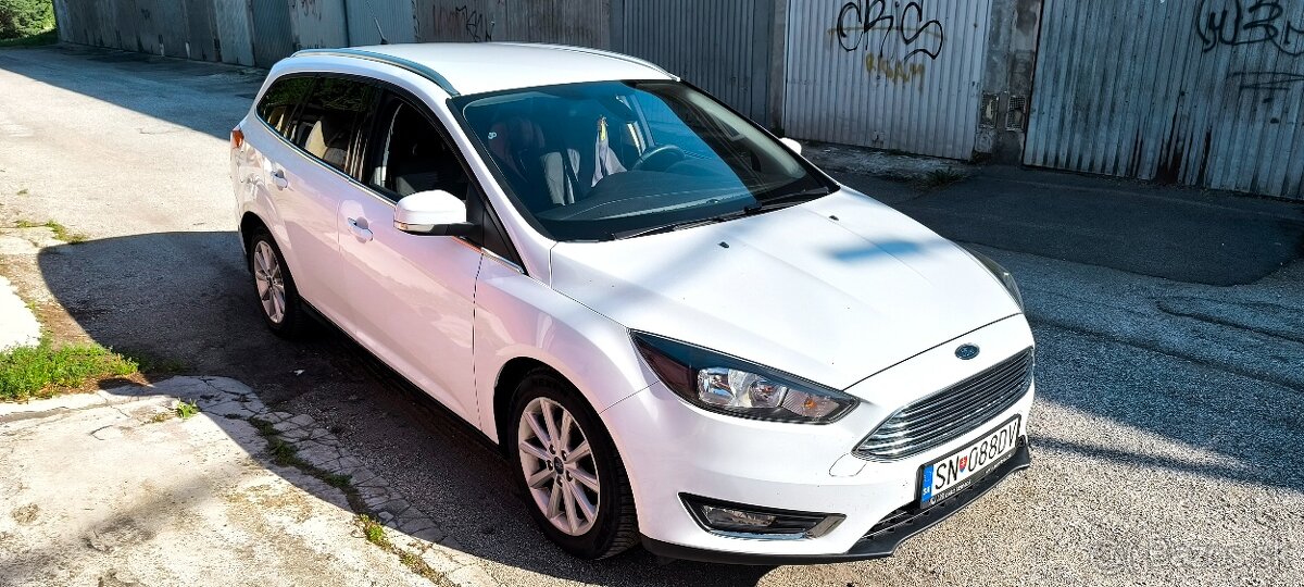 Ford Focus Kombi 1.0 EcoBoost Titanium X