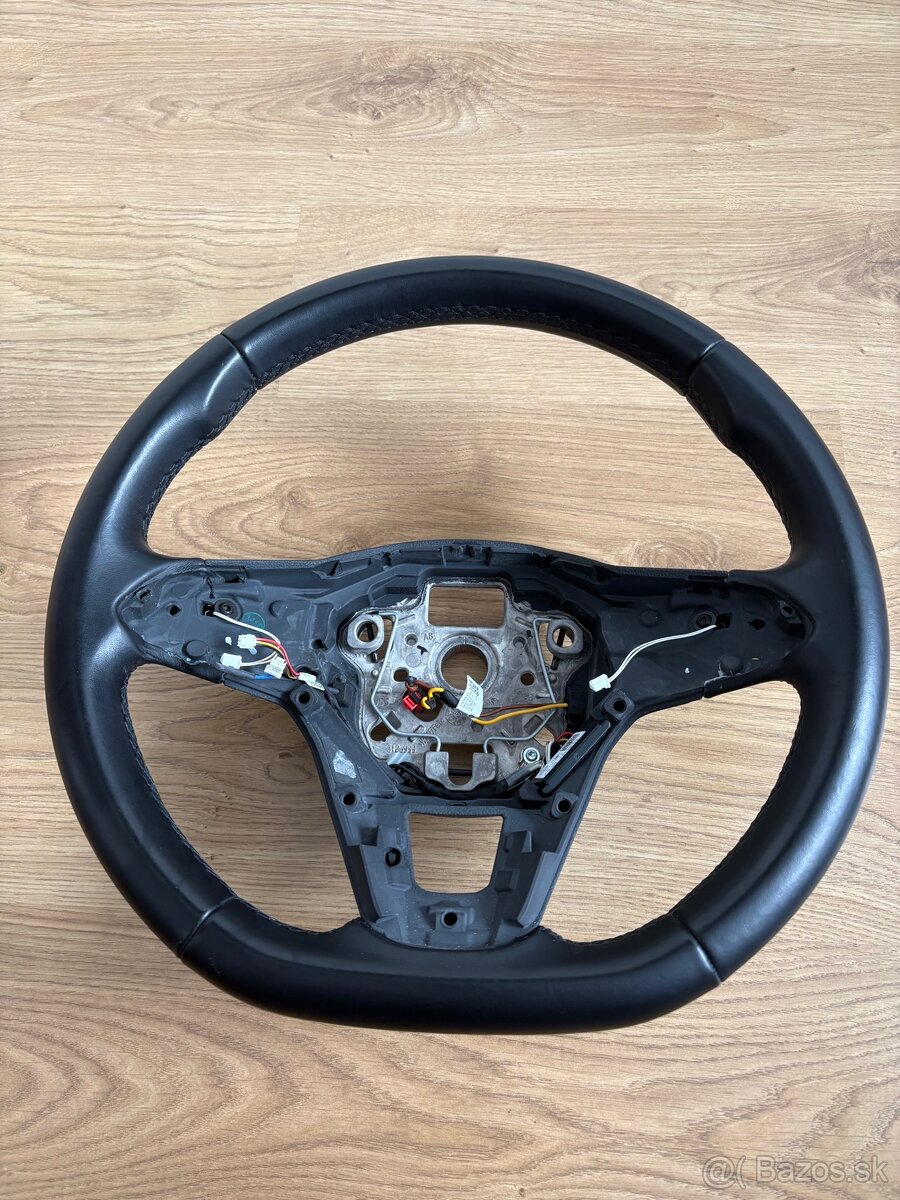 Volant vw tiguan 5H0419093C VDH