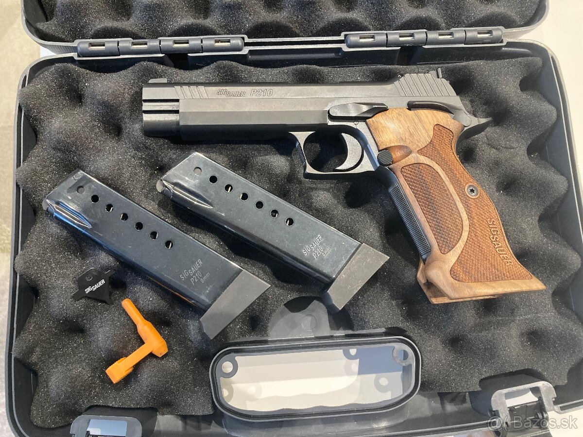 SIG SAUER P 210 Target