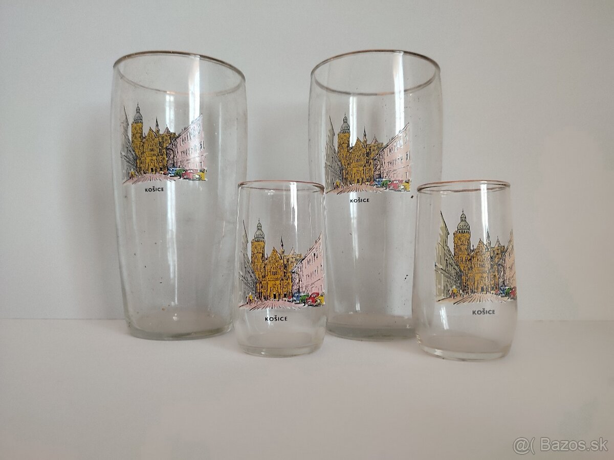 Suvenírové poháre