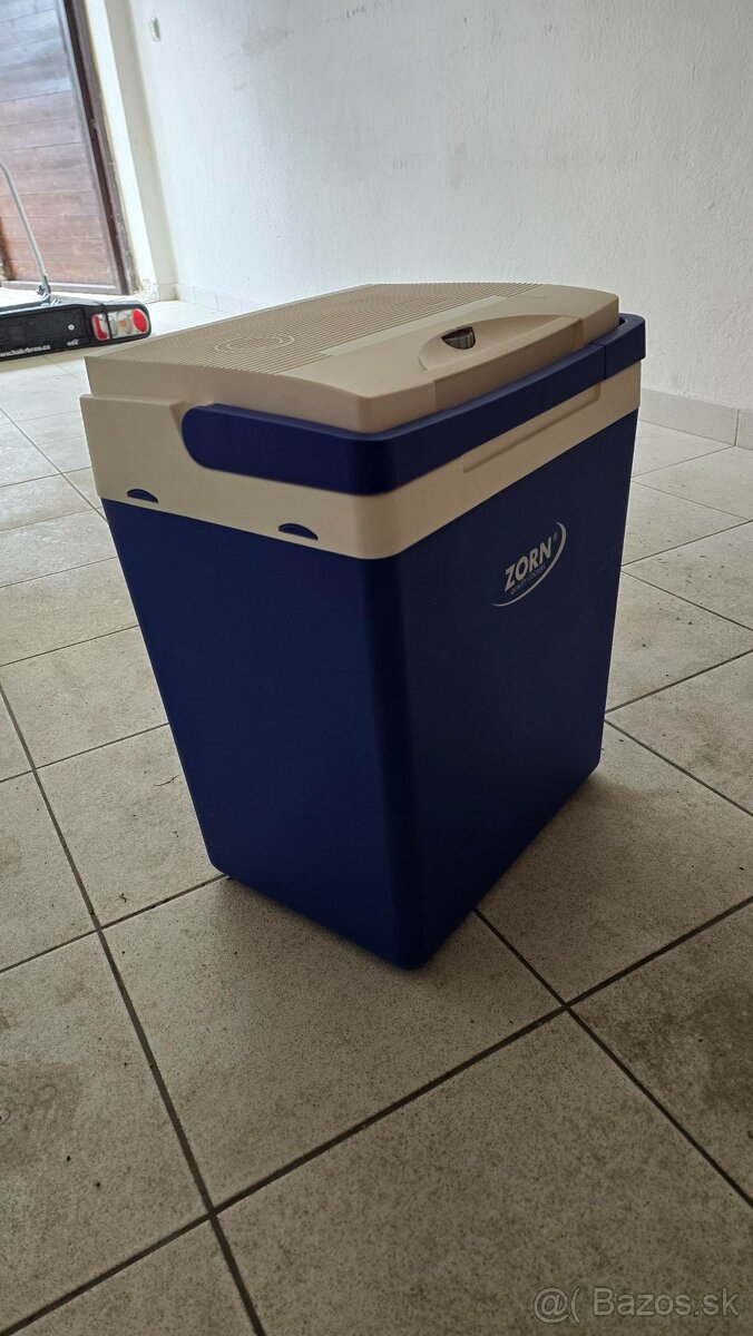 (predane) chladnička do auta (12V DC)