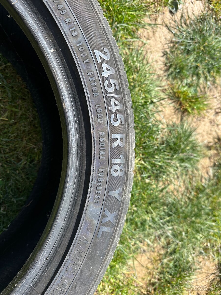 Pneu 225/45 r18 y XL