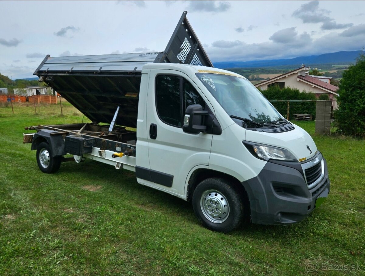 Peugeot Boxer 3 stranný Vyklápač