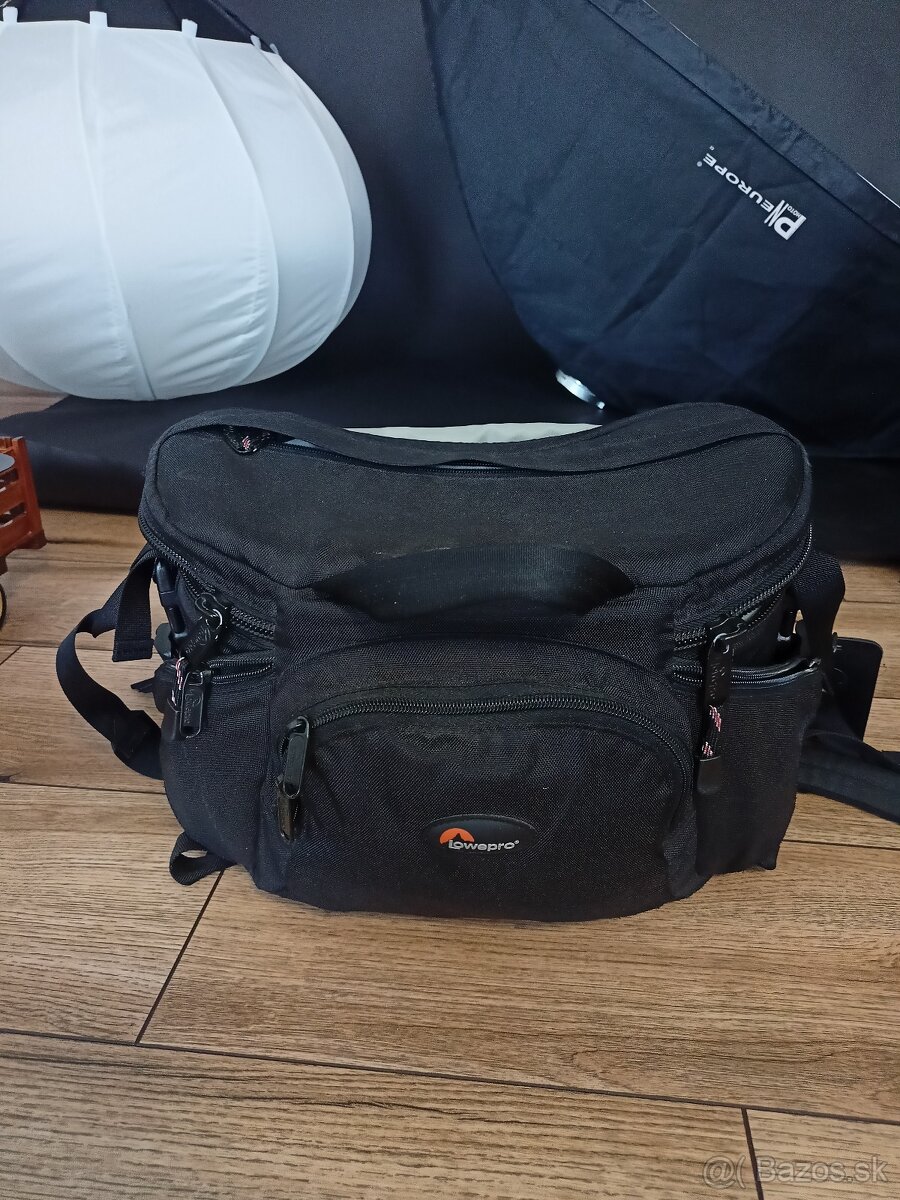 Predám brašňu Lowepro na fotoaparát