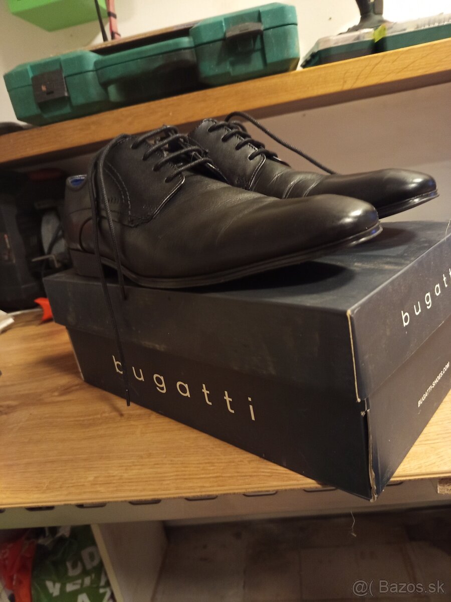 Topánky BUGATTI