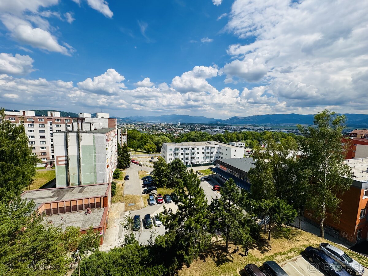 REZERVÁCIA Na predaj: Štýlový, kompletne zariadený 2-iz