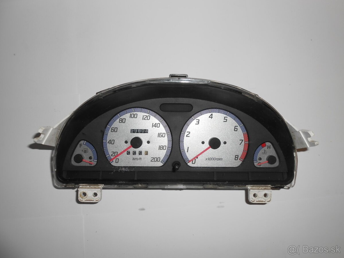 Biele budiky Suzuki Swift