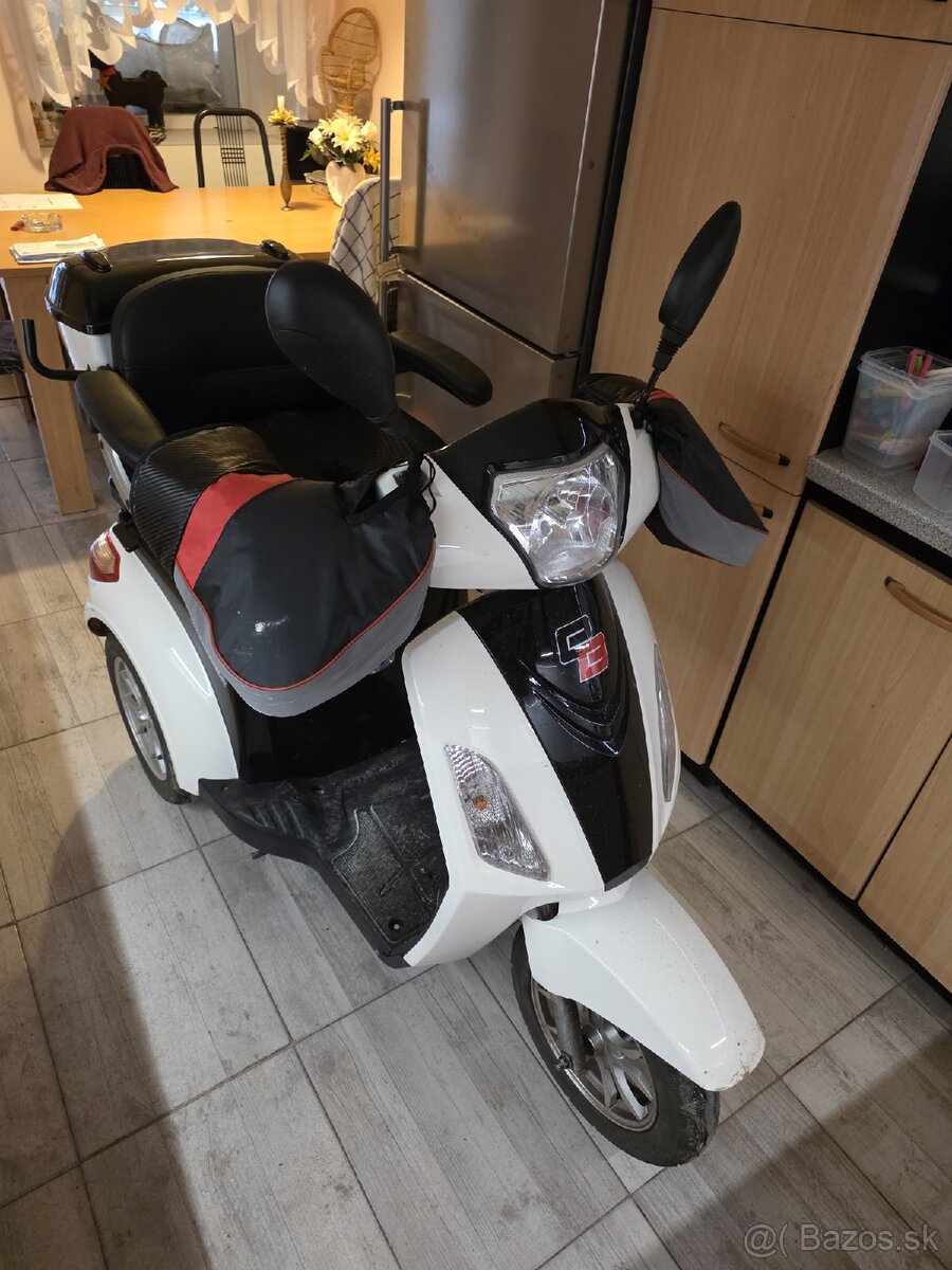 Elektrická trojkolka