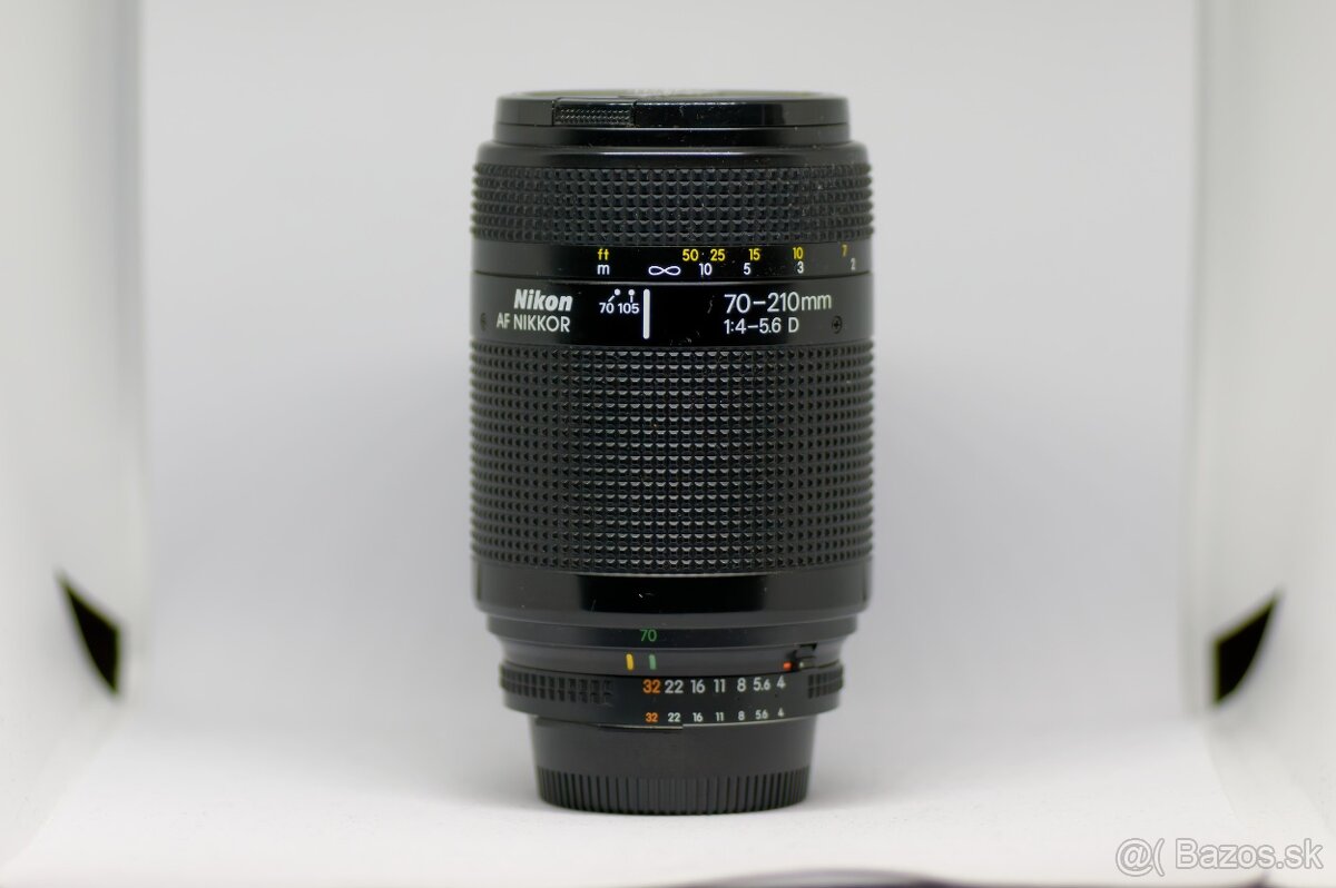 objektív Nikon AF Nikkor 70-210mm 1: 4-5.6D