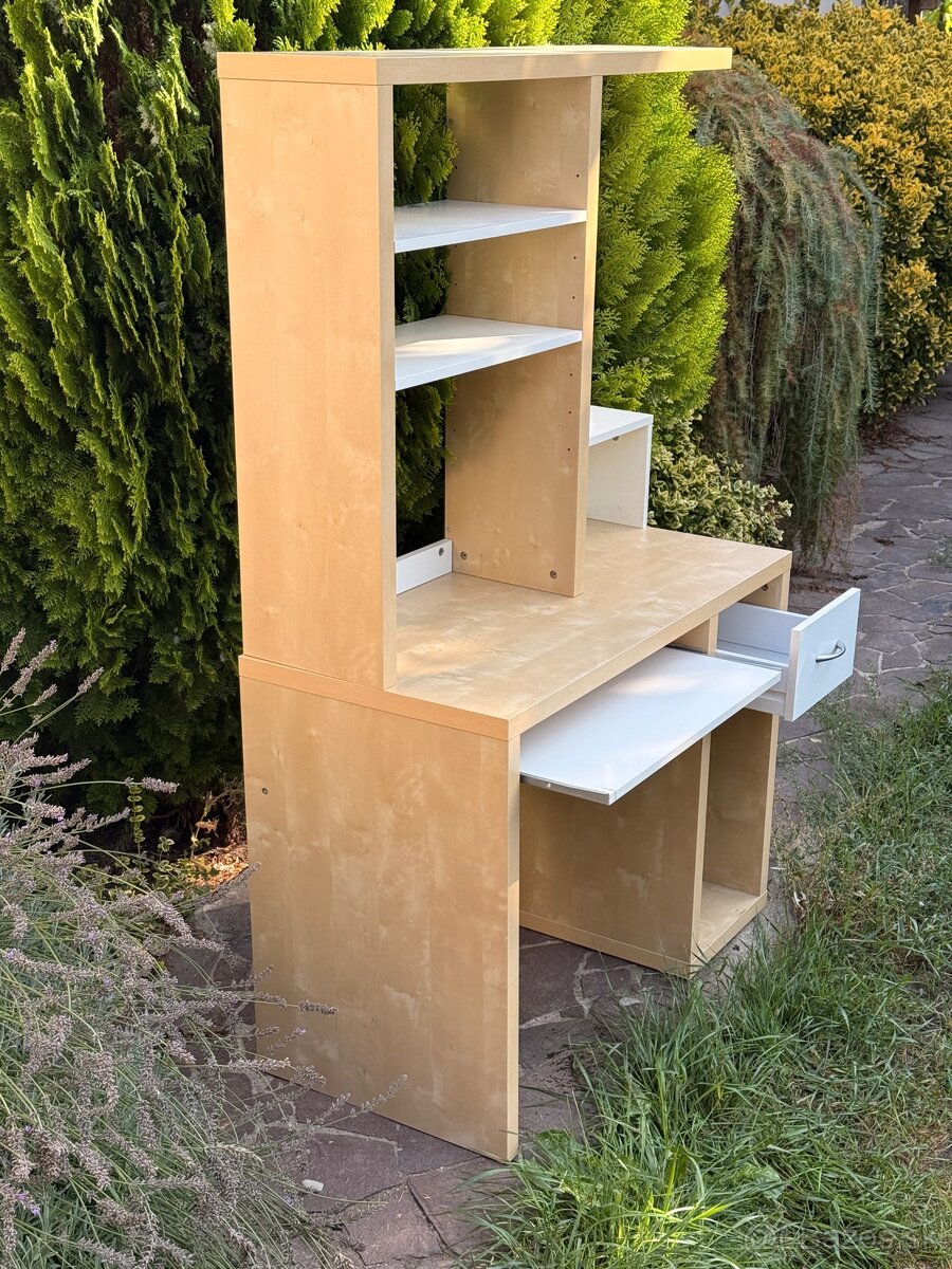 ikea písací stôl