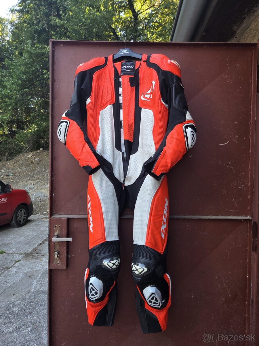 Motokombineza