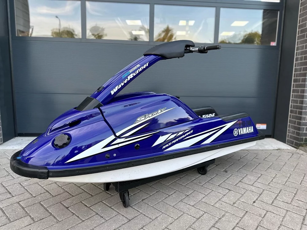 Kúpim Yamaha Superjet 701 stojka
