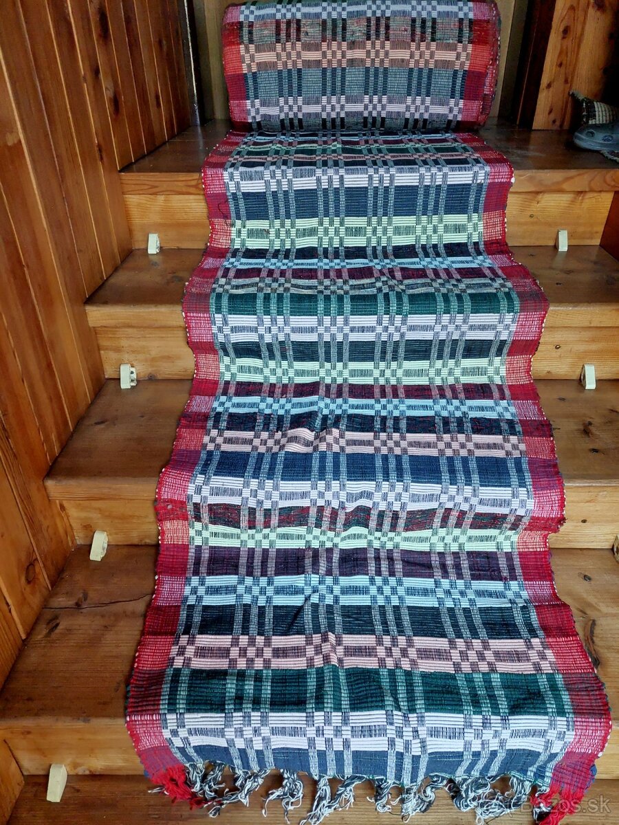 Tkane koberce kocka
