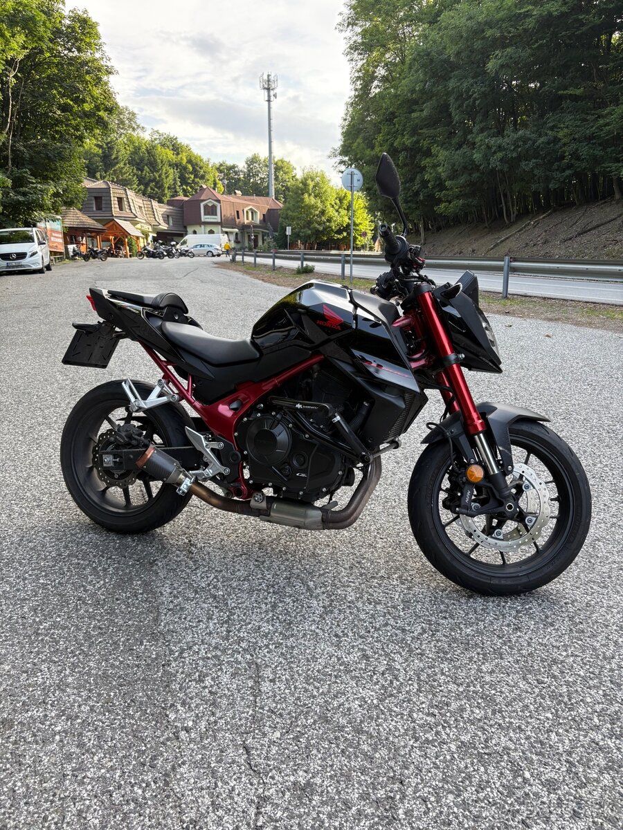 Honda CB750A (Hornet)