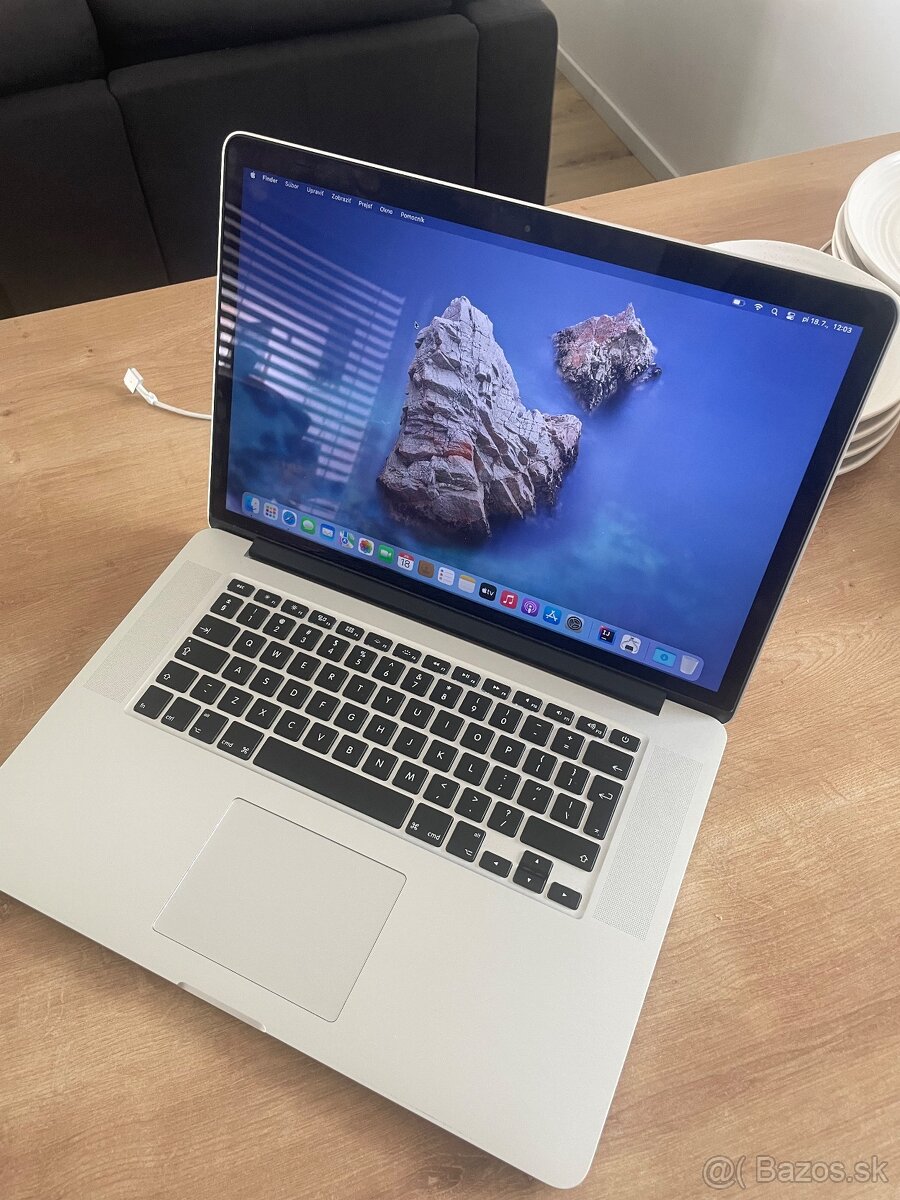 MacBook Pro (Retina, 15”, Mid 2015) 16GB RAM